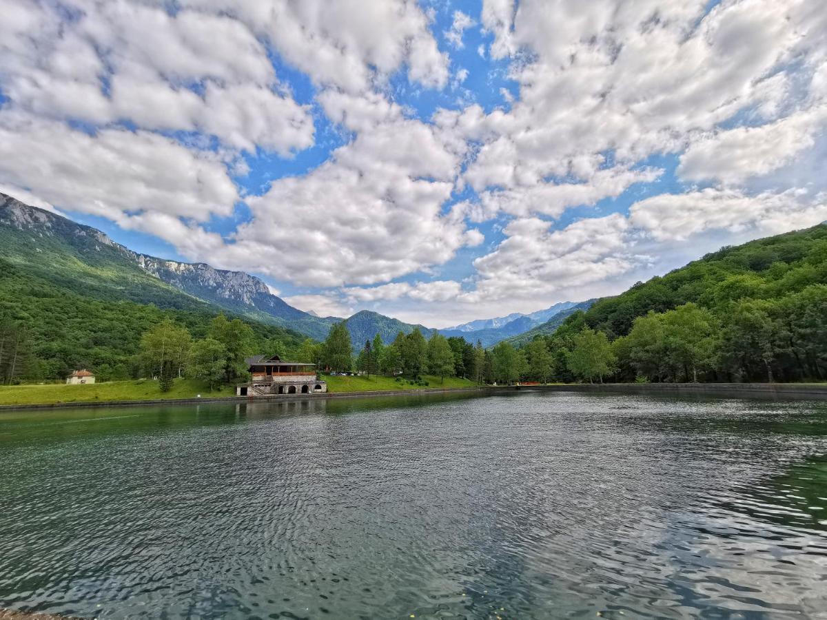 Vila "Volujak" Tjentiste Bagian luar foto