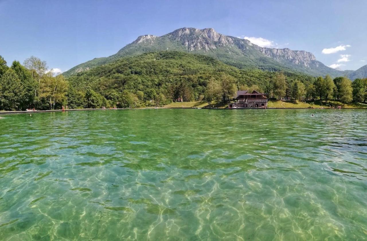 Vila "Volujak" Tjentiste Bagian luar foto